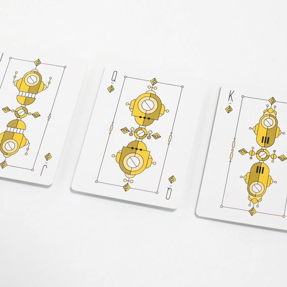 Futuristic robot themed playing cards - Picture 11 of 14